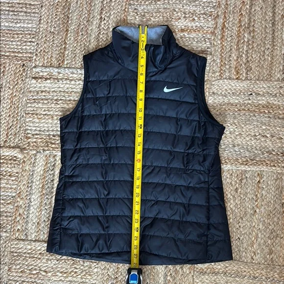 Nike Black Quilted Vest - Picture 6 of 7